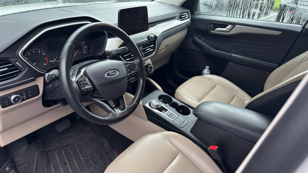 Certified 2021 Ford Escape SEL FWD image 8