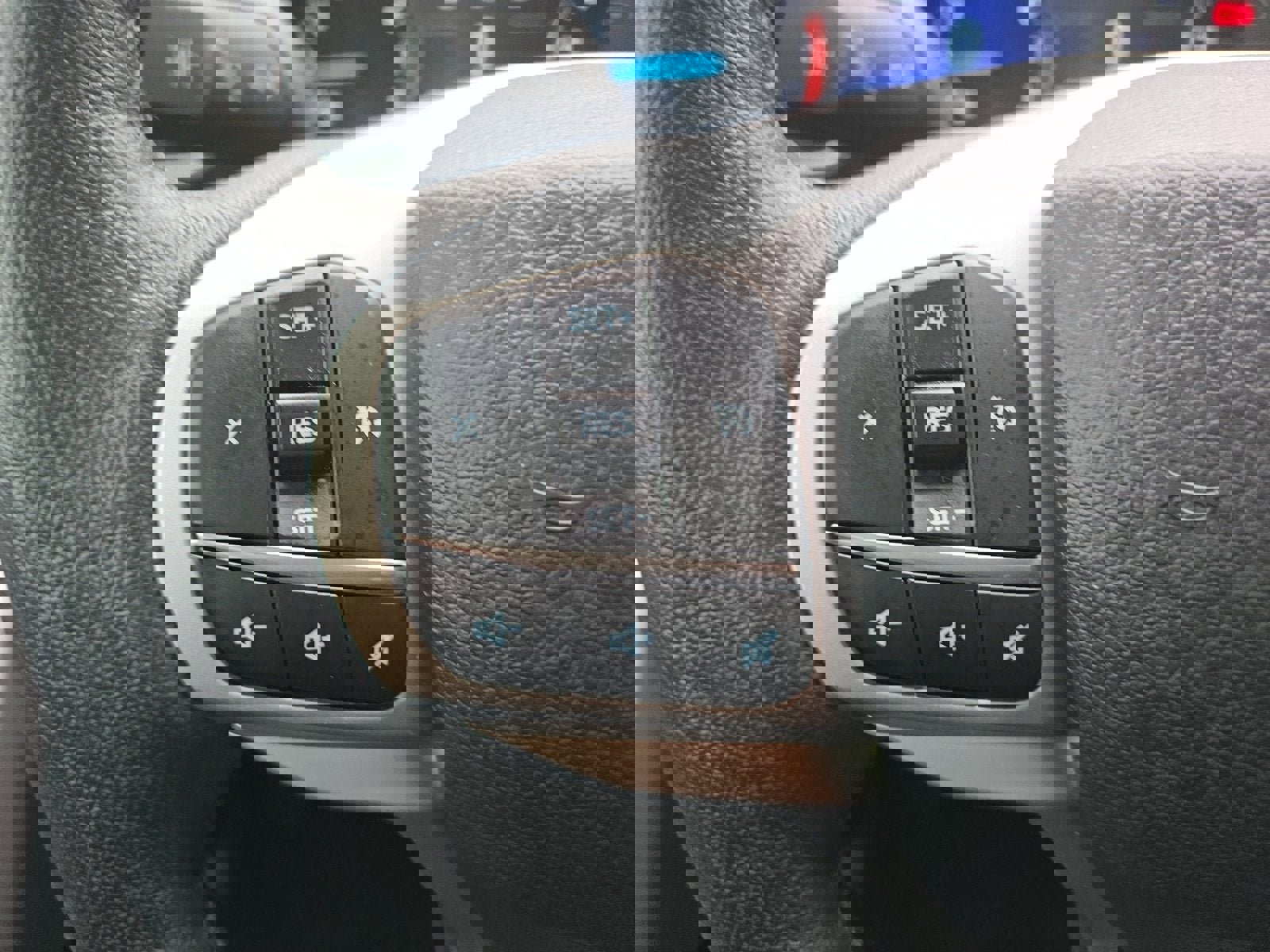 Certified 2024 Ford Explorer XLT w/ Equipment Group 202A image 14