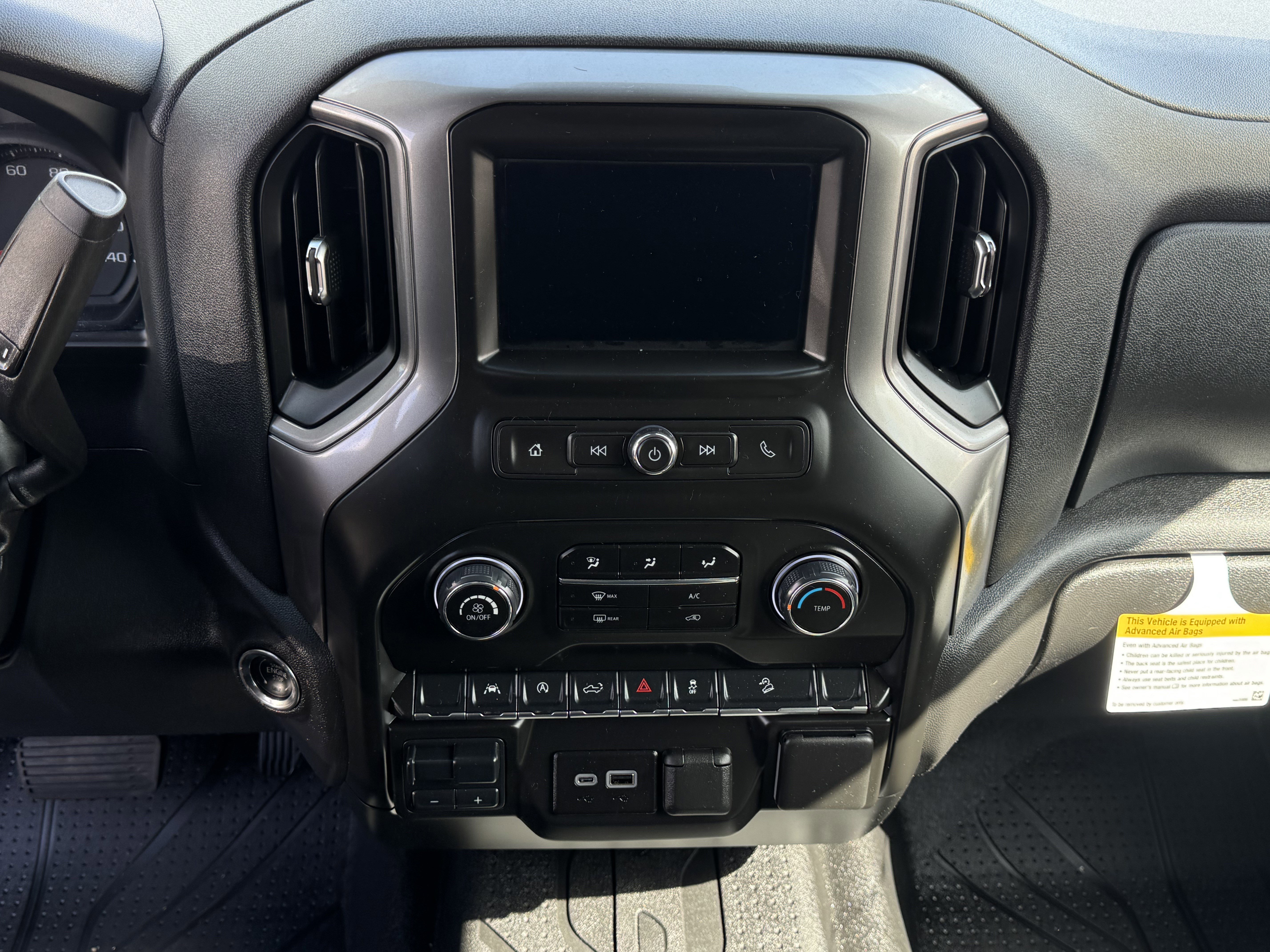 Used 2025 Chevrolet Silverado 1500 Custom Trail Boss w/ LPO, Dark Essentials Package image 23