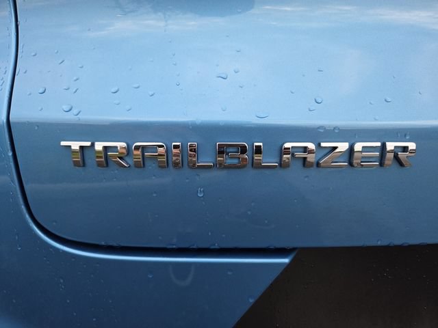 Used 2025 Chevrolet TrailBlazer ACTIV w/ Convenience Package FWD image 16