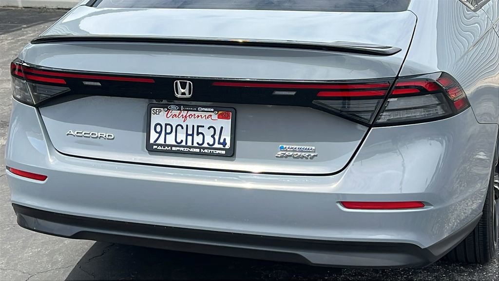 Used 2024 Honda Accord Sport image 6