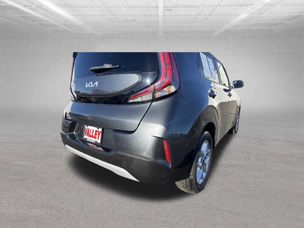 Used 2023 Kia Soul S FWD image 10