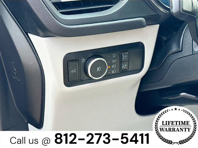 Certified 2023 Ford Escape Platinum AWD/4WD image 10