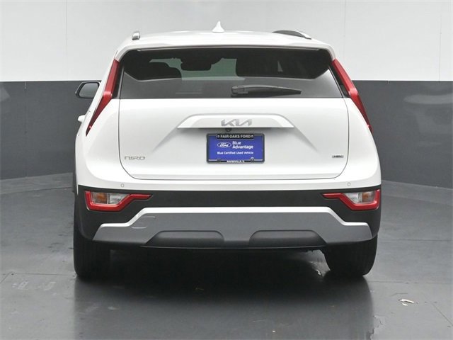 Used 2024 Kia Niro EX image 9