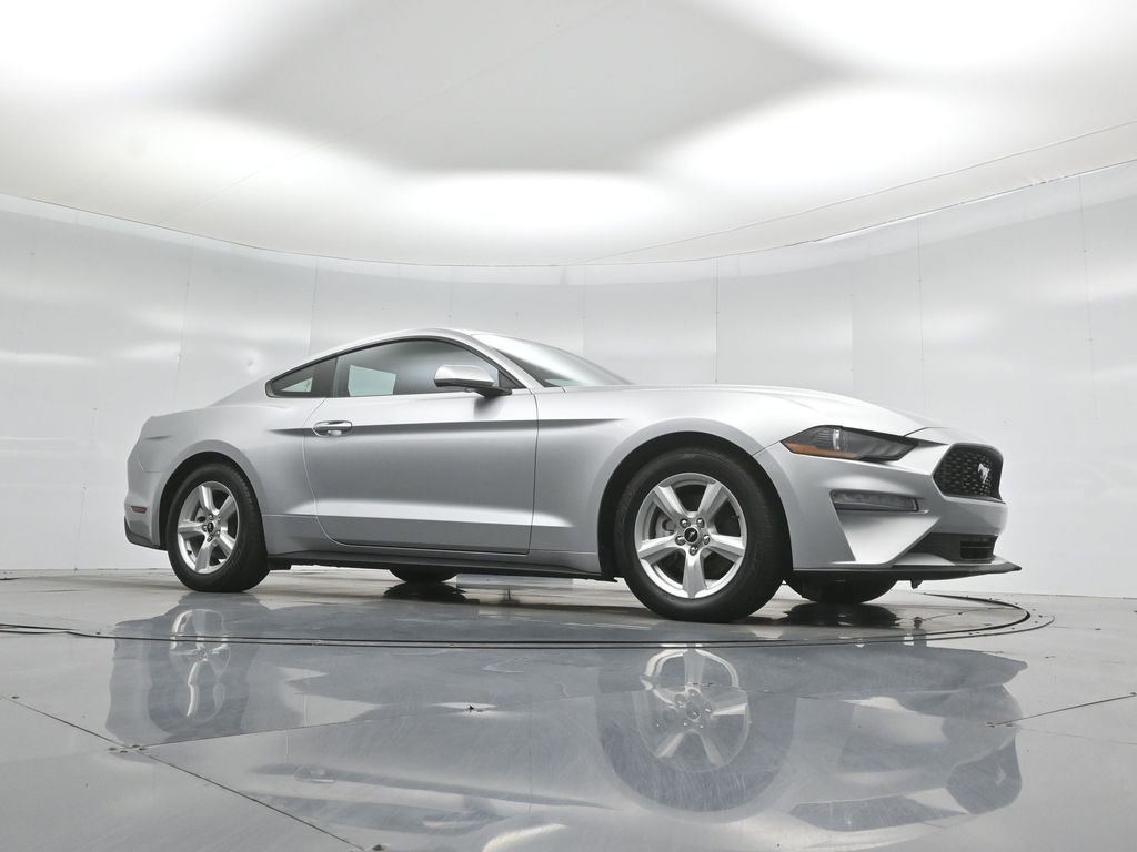 Certified 2019 Ford Mustang Coupe image 4