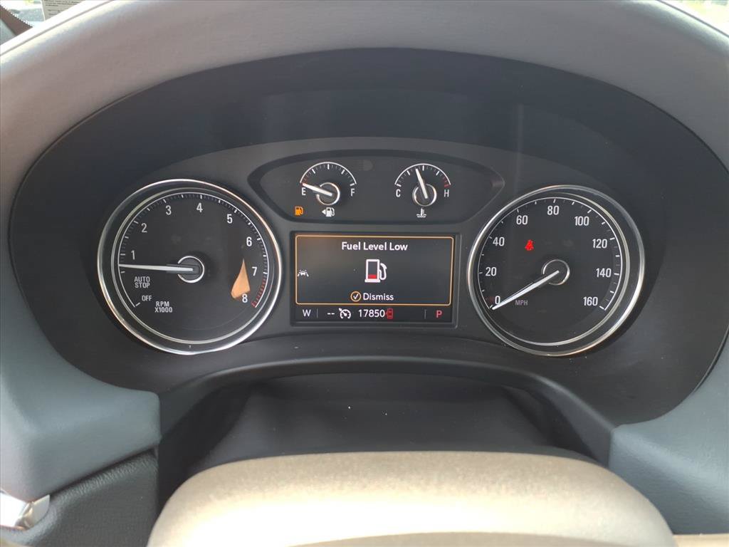 Used 2023 Buick Enclave Essence w/ Sport Touring Edition FWD image 15