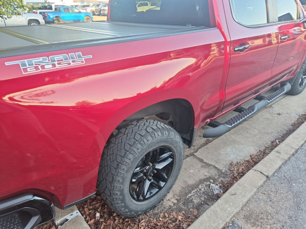 Used 2021 Chevrolet Silverado 1500 LT Trail Boss w/ Bed Protection Package AWD/4WD image 16