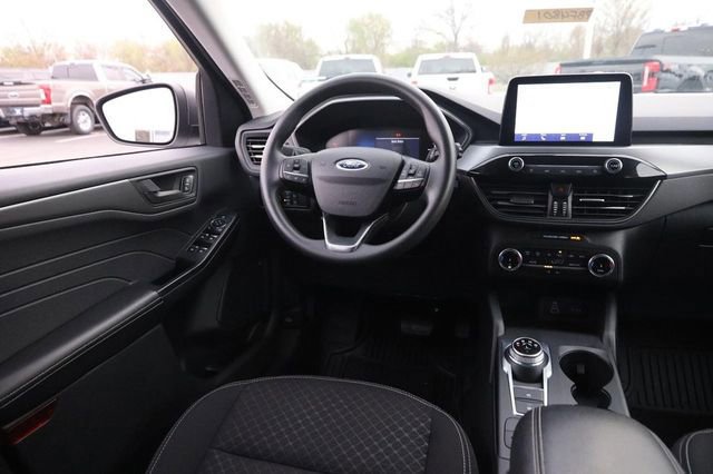 Certified 2025 Ford Escape Active image 21