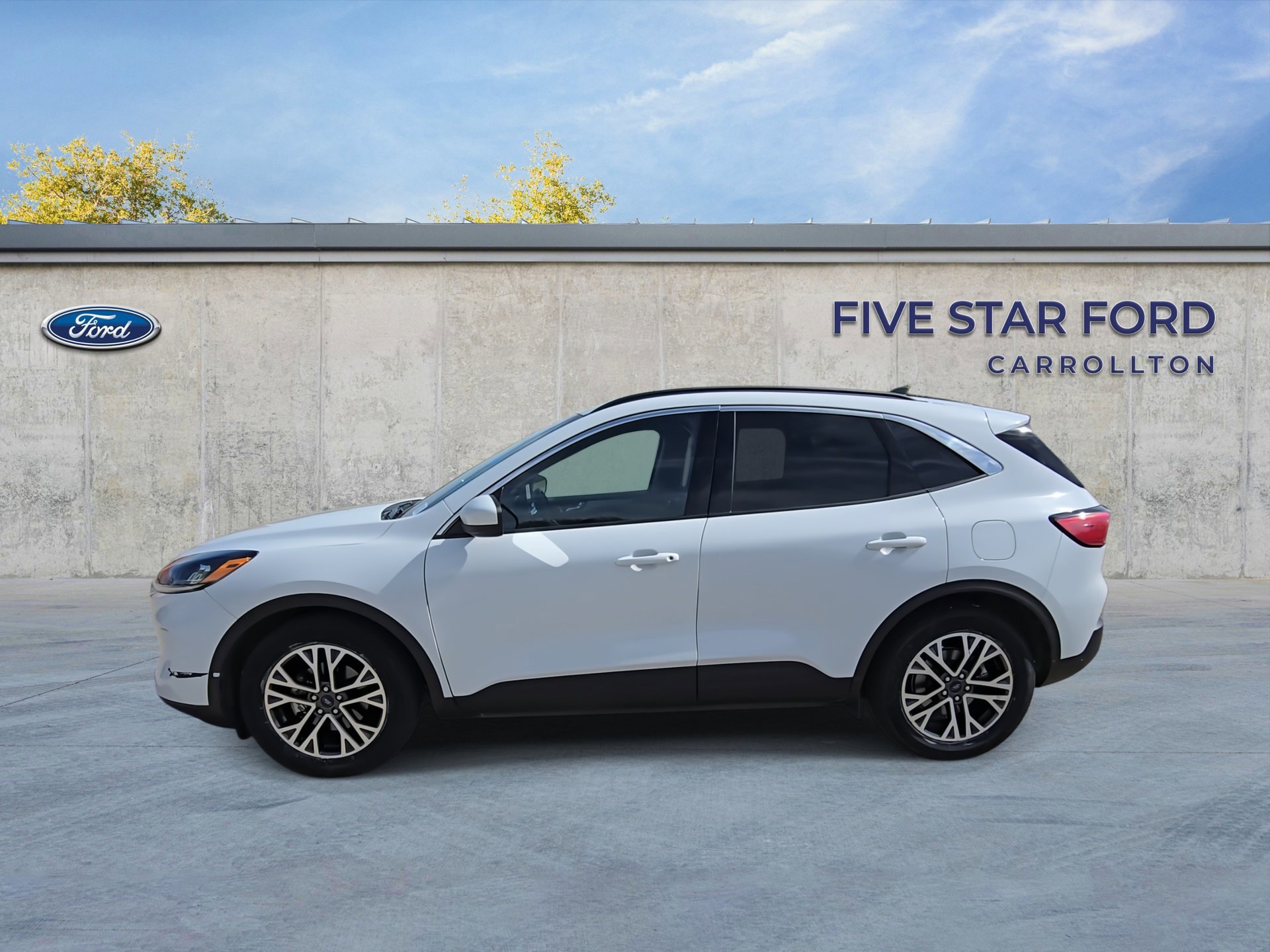 Certified 2020 Ford Escape SEL FWD image 2