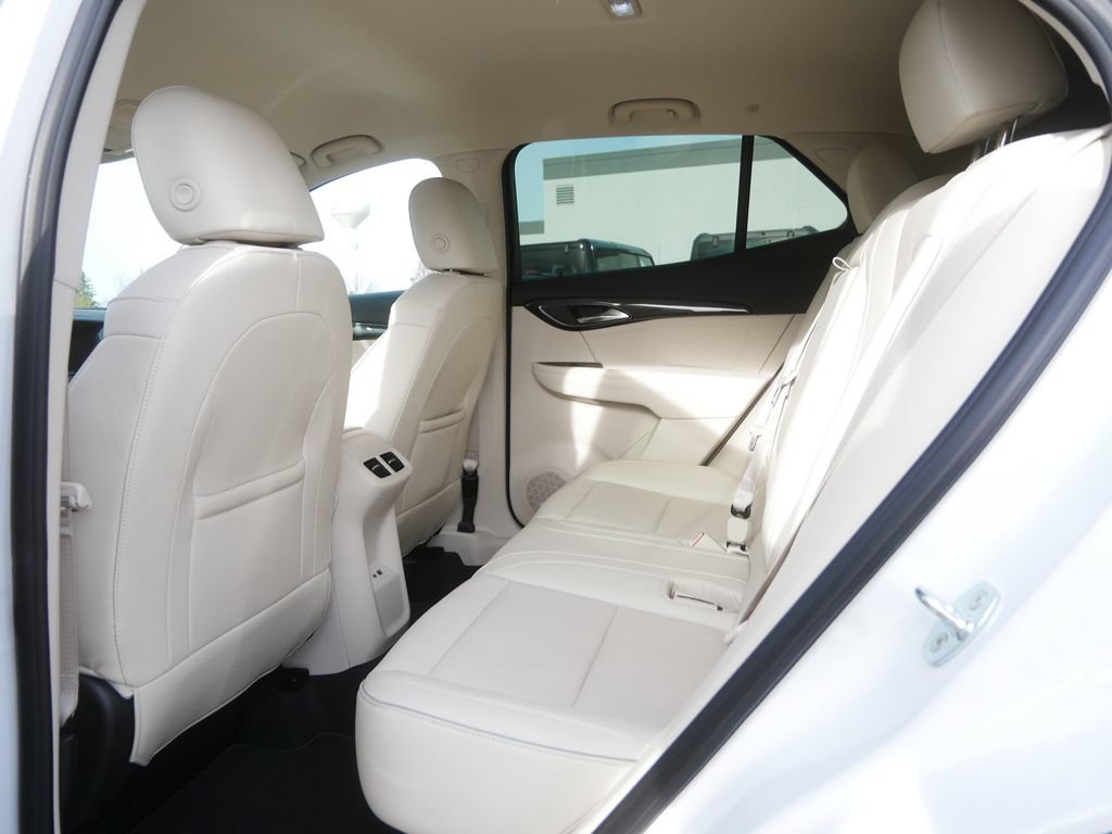 Used 2023 Buick Envision Essence AWD/4WD image 18