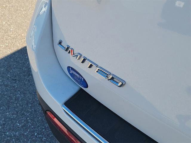 Certified 2022 Ford Explorer Limited w/ Equipment Group 301A image 8