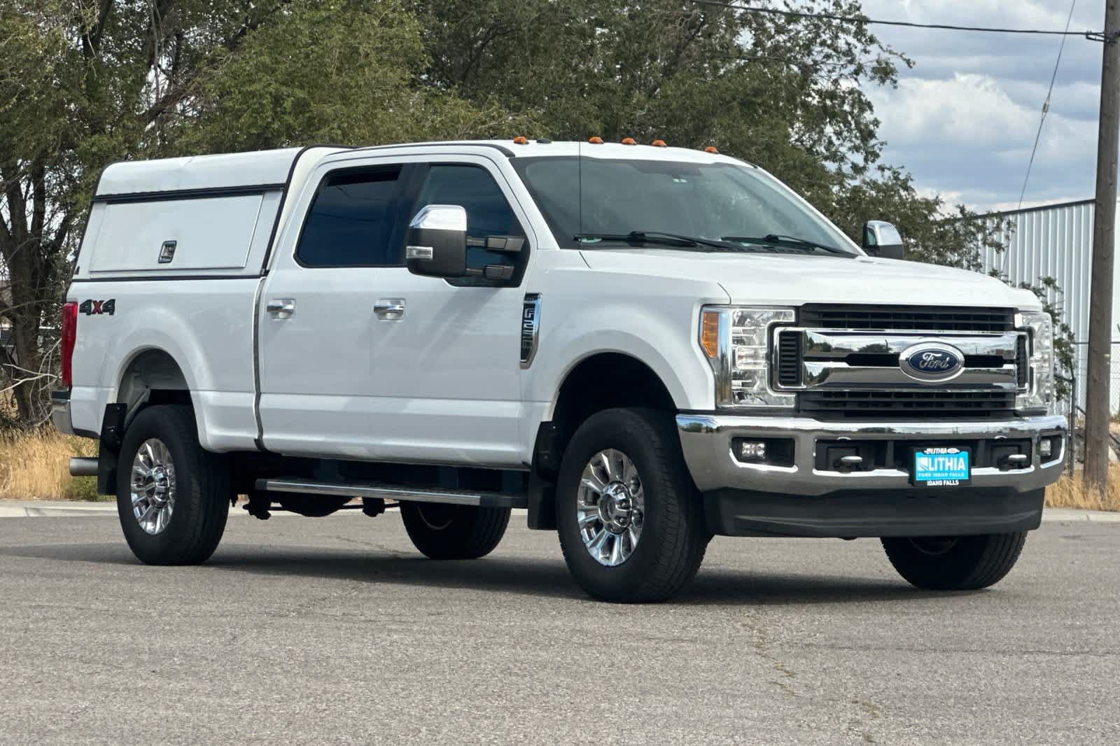 Certified 2017 Ford F250 XLT w/ XLT Premium Package AWD/4WD image 9