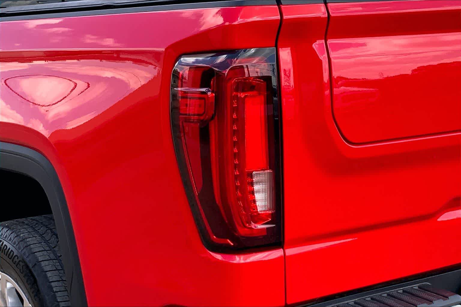 Used 2021 GMC Sierra 1500 SLT RWD image 29
