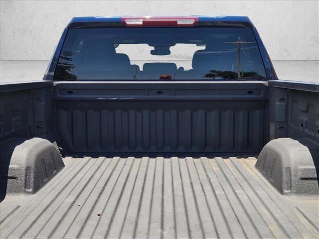 Used 2022 Chevrolet Silverado 1500 Custom w/ LPO, Dark Essentials Package RWD image 6