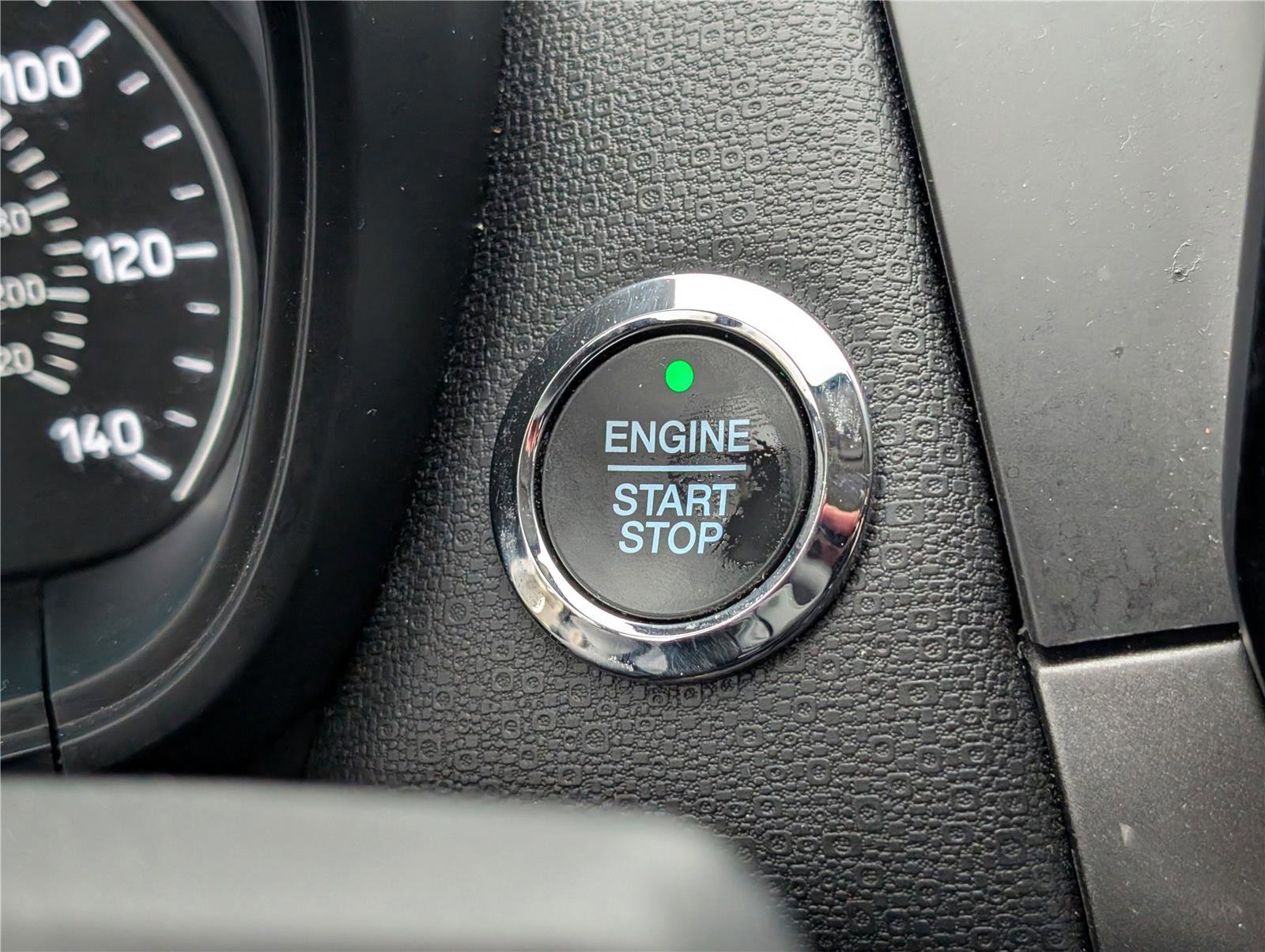 Certified 2021 Ford EcoSport SE w/ SE Convenience Package image 24