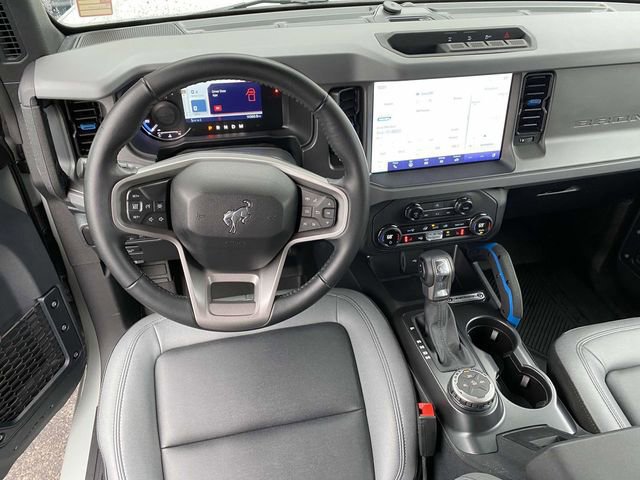 Certified 2024 Ford Bronco Black Diamond image 15