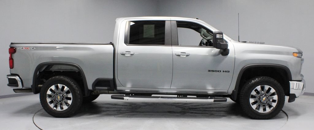 Used 2024 Chevrolet Silverado 3500 LT w/ All Star Edition AWD/4WD image 12