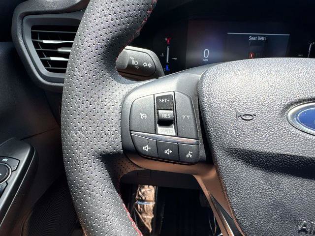 Certified 2025 Ford Escape ST-Line FWD image 22