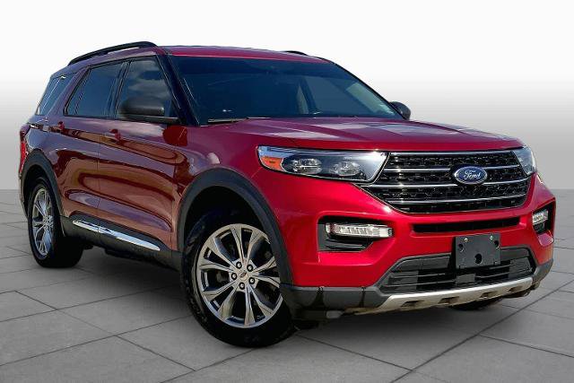 Certified 2020 Ford Explorer XLT w/ Equipment Group 202A RWD image 3