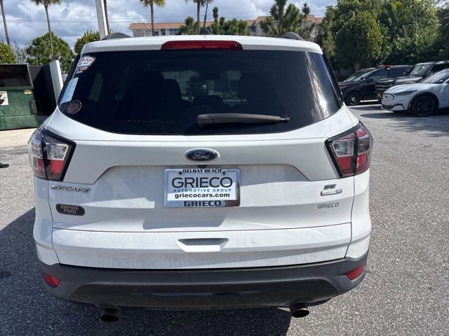 Certified 2017 Ford Escape SE w/ SE Sport Appearance Package image 3