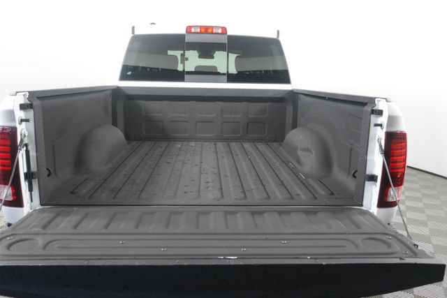 Used 2019 RAM 1500 Warlock AWD/4WD image 9