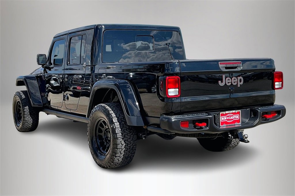 Used 2023 Jeep Gladiator Rubicon w/ Cold Weather Group image 2