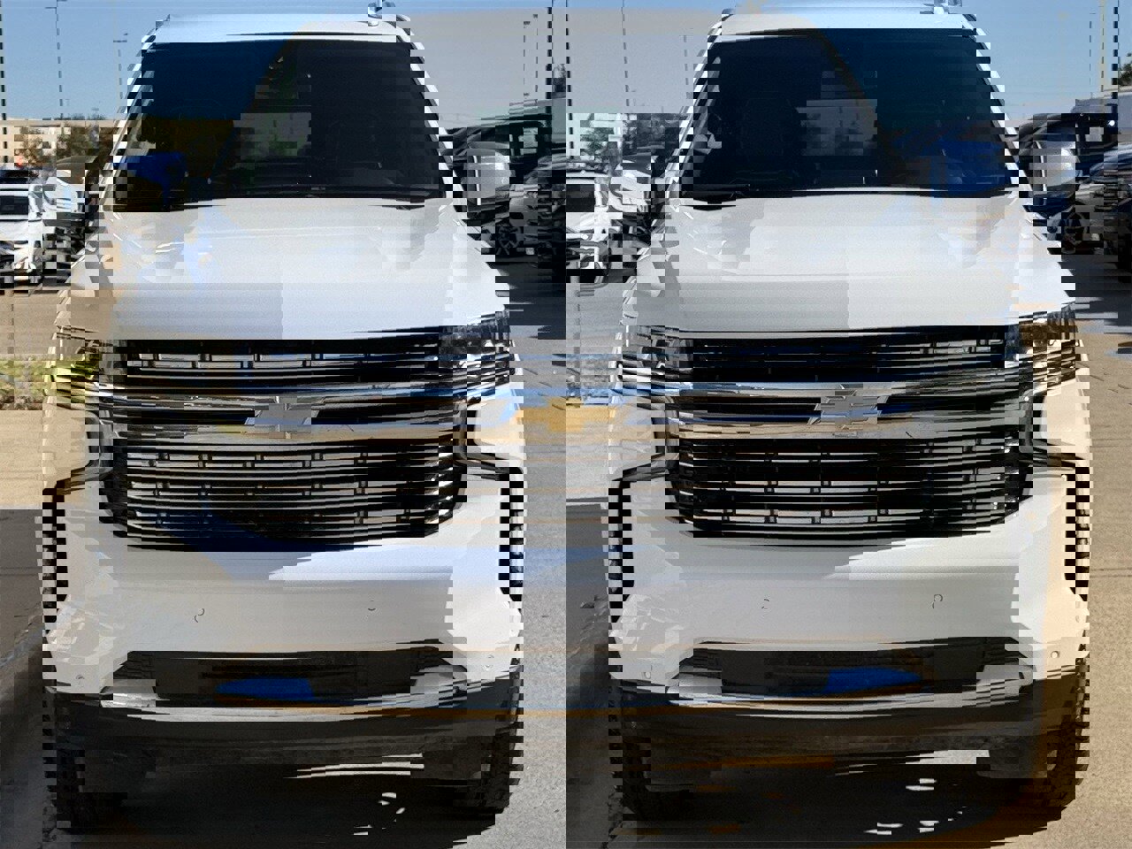 Used 2023 Chevrolet Suburban Premier image 6