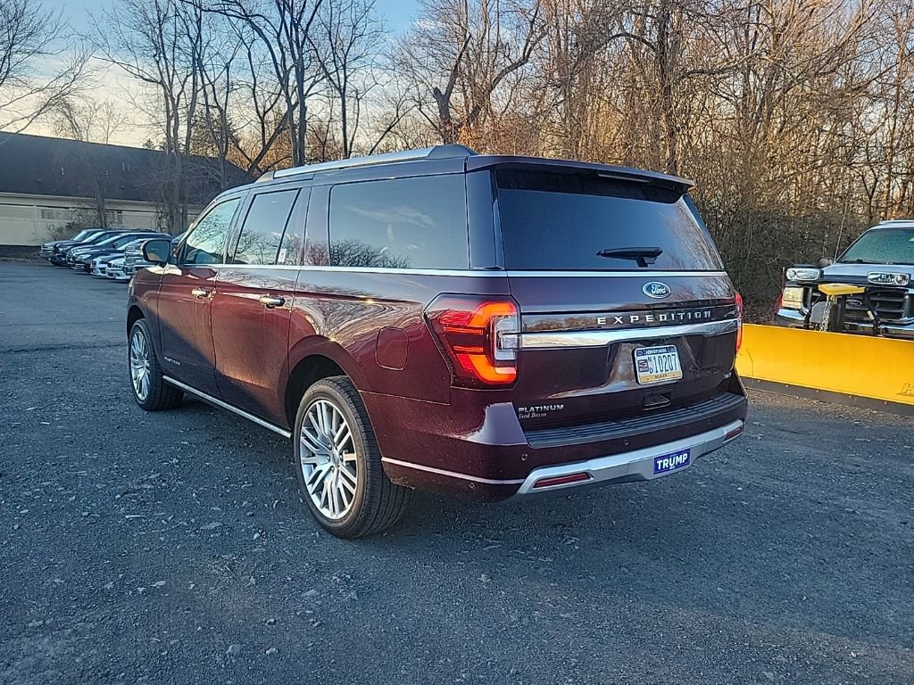 Certified 2024 Ford Expedition Max Platinum image 3