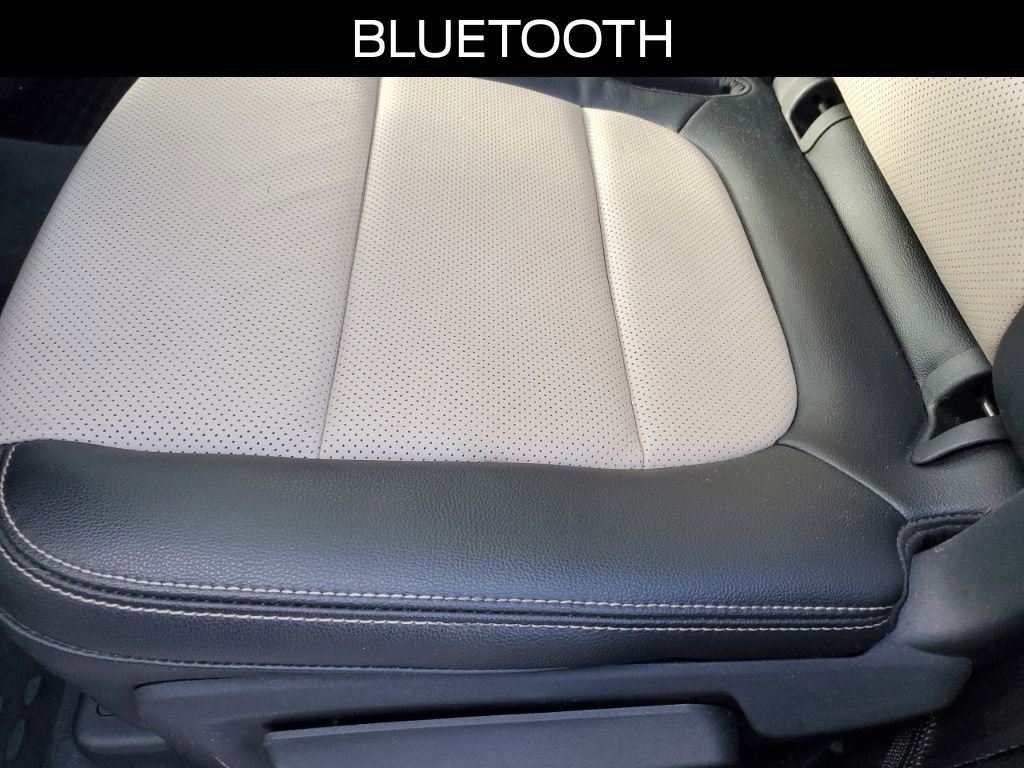 Certified 2022 Ford Escape Titanium w/ Titanium Elite Package image 12