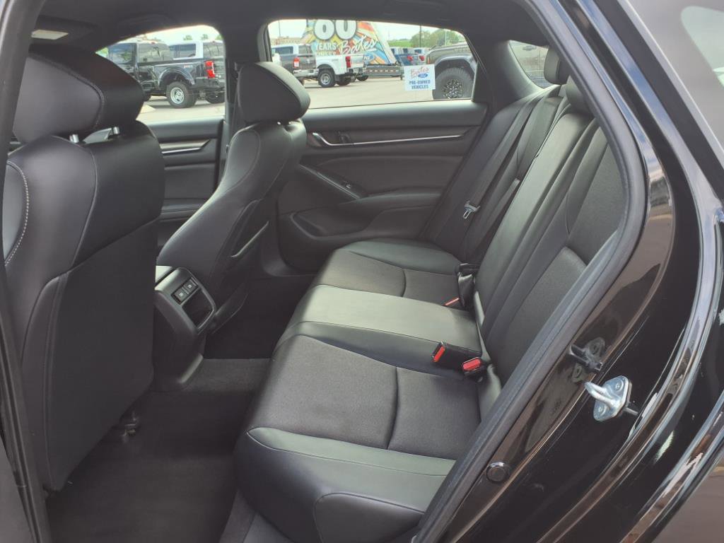 Used 2022 Honda Accord Sport image 14
