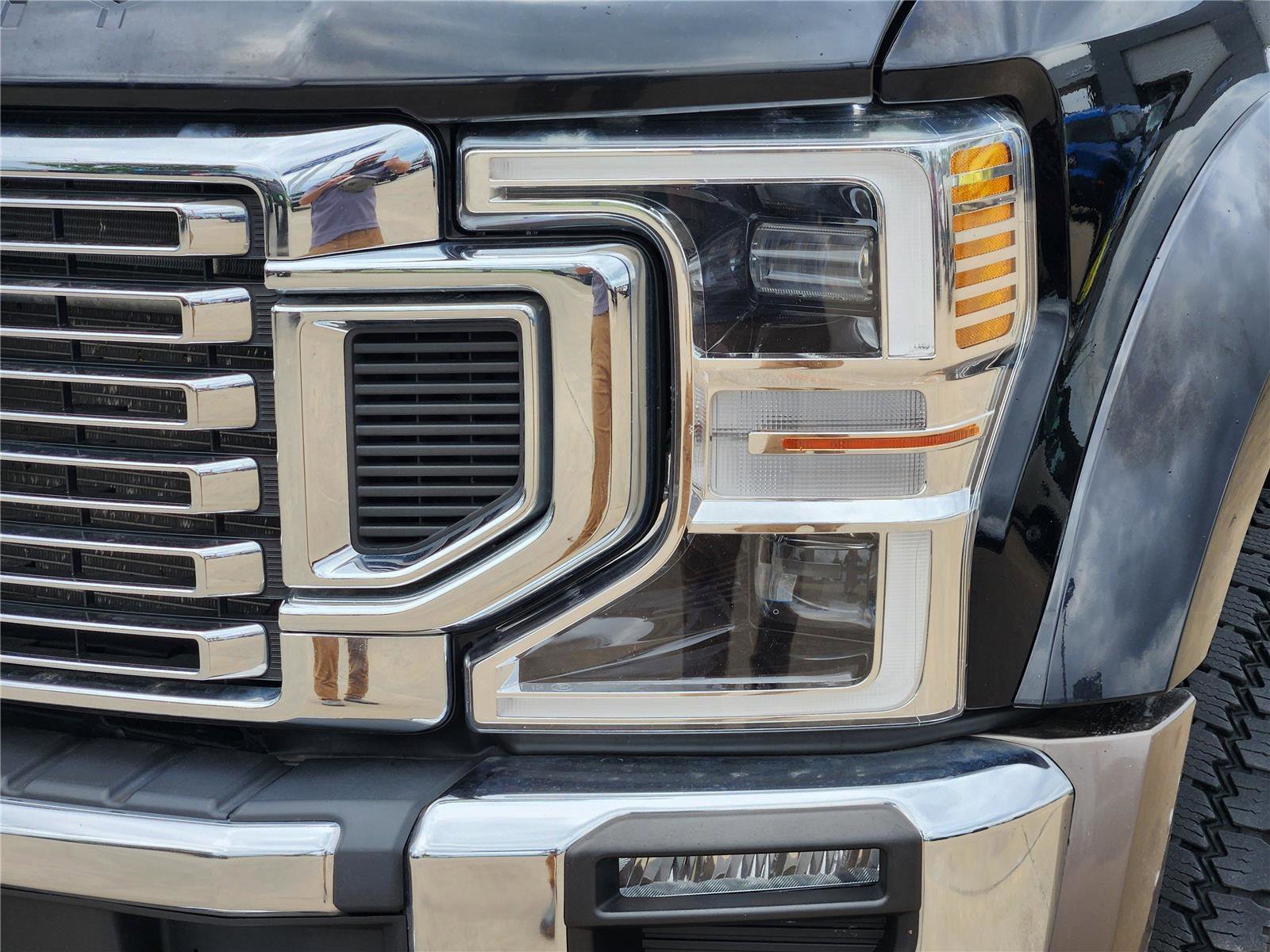 Certified 2022 Ford F450 Lariat w/ Lariat Ultimate Package image 6