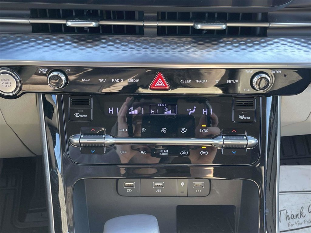 Used 2024 Kia Carnival SX Prestige image 23