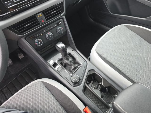 Used 2022 Volkswagen Taos S image 20