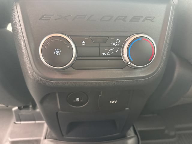 Certified 2025 Ford Explorer Active w/ Active Comfort Package AWD/4WD image 26