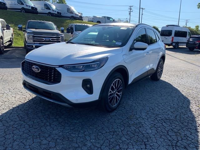 Certified 2024 Ford Escape SE w/ PHEV Premium Package FWD image 4