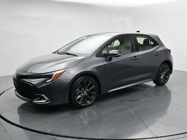 Used 2026 Toyota Corolla XSE FWD image 4
