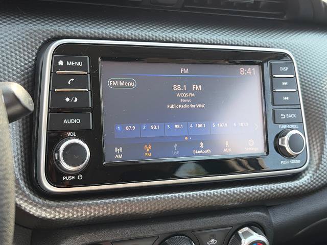 Used 2020 Nissan Kicks S FWD image 10
