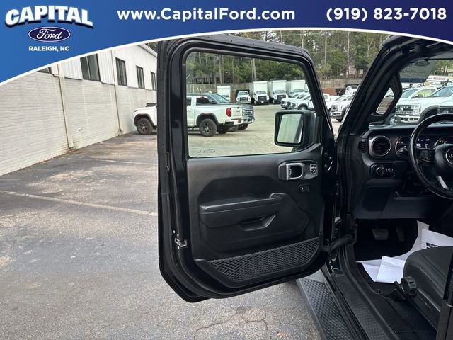 Used 2021 Jeep Wrangler Unlimited Sport image 19