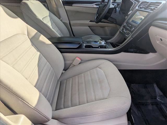 Certified 2020 Ford Fusion SE image 19