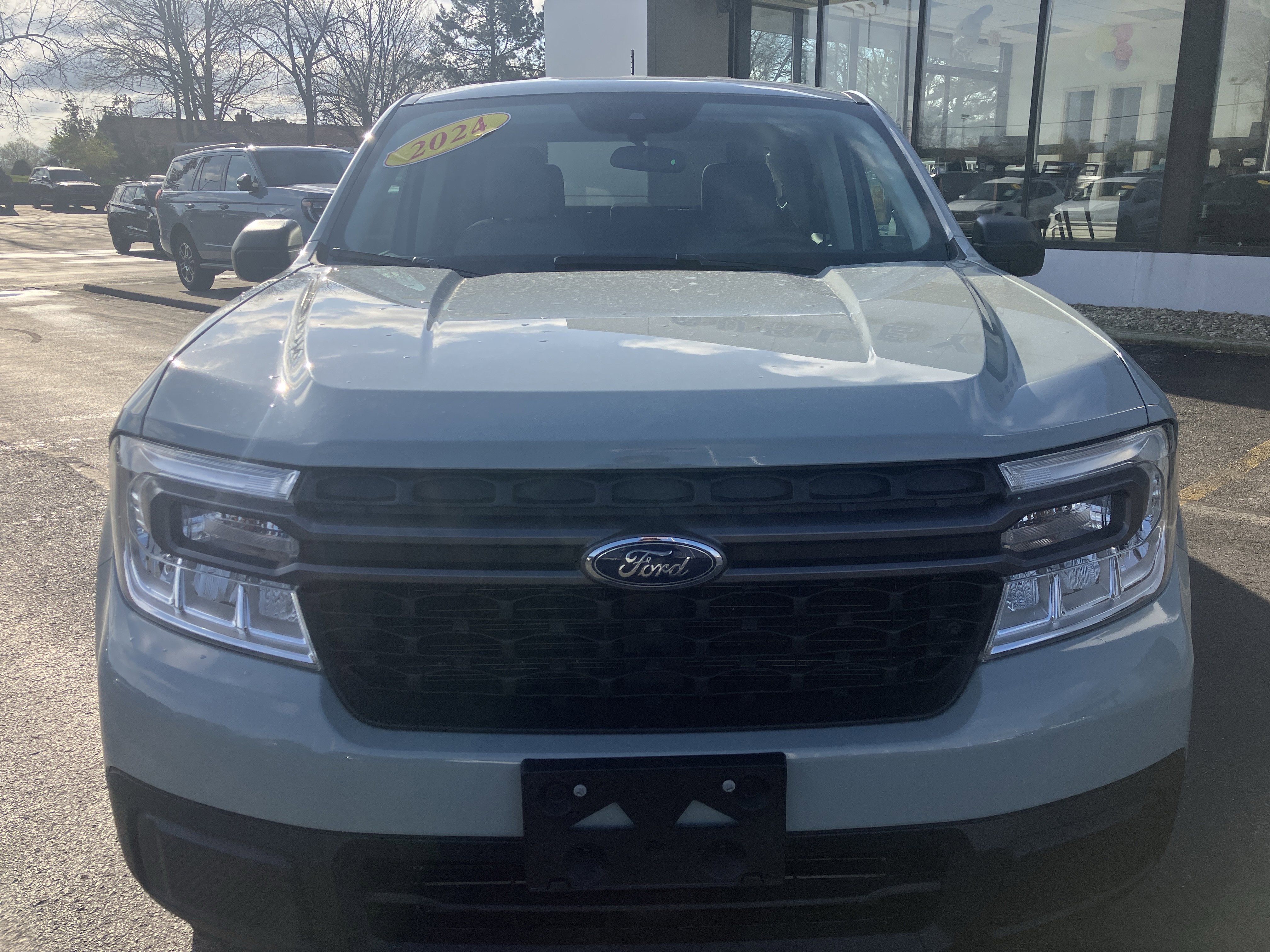 Certified 2024 Ford Maverick XLT w/ Equipment Group 300A Standard AWD/4WD image 2