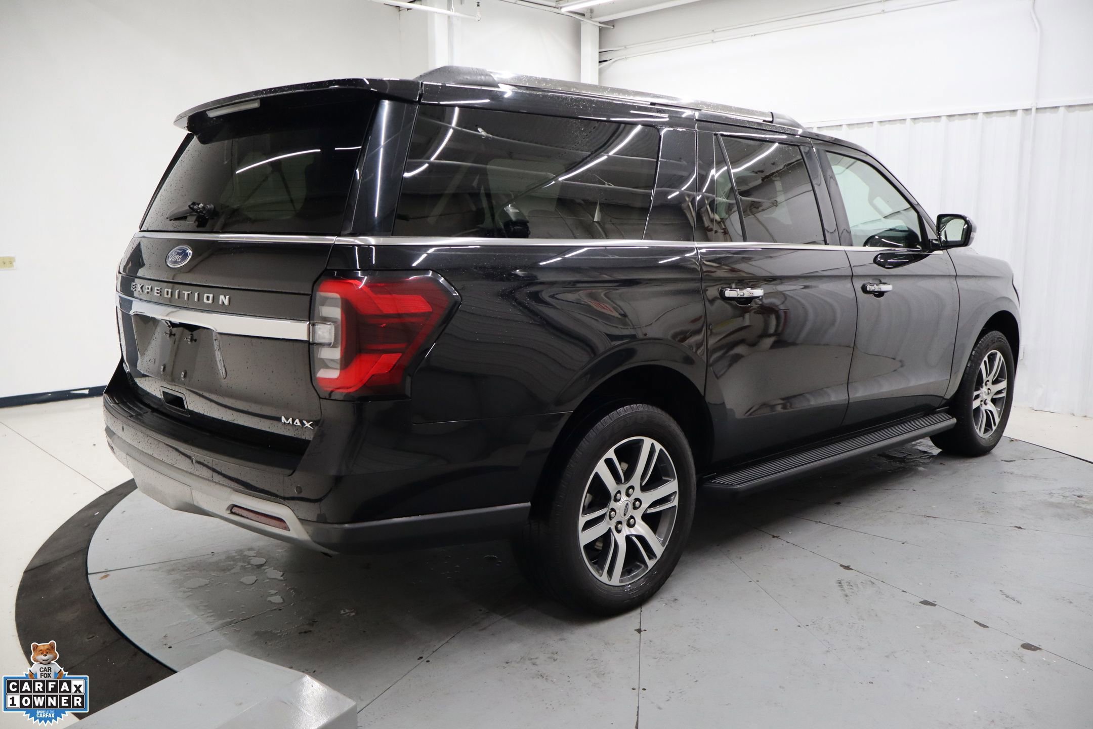 Certified 2024 Ford Expedition Max Limited image 4