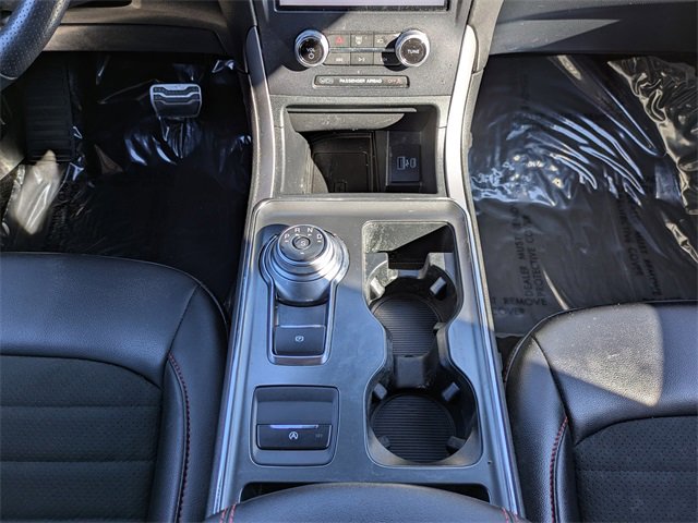 Certified 2022 Ford Edge ST-Line image 18