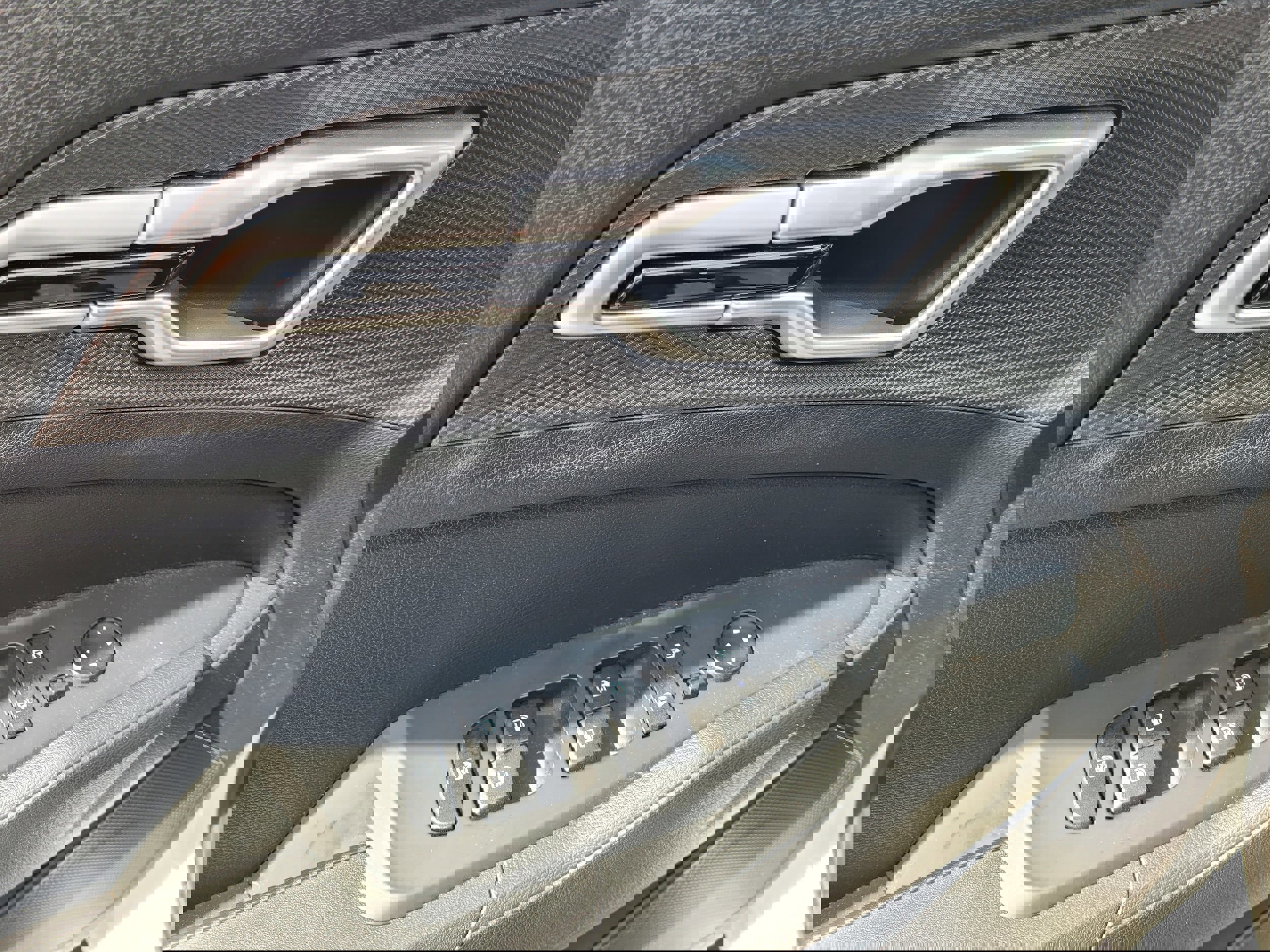 Used 2023 Kia Sportage LX AWD/4WD image 11