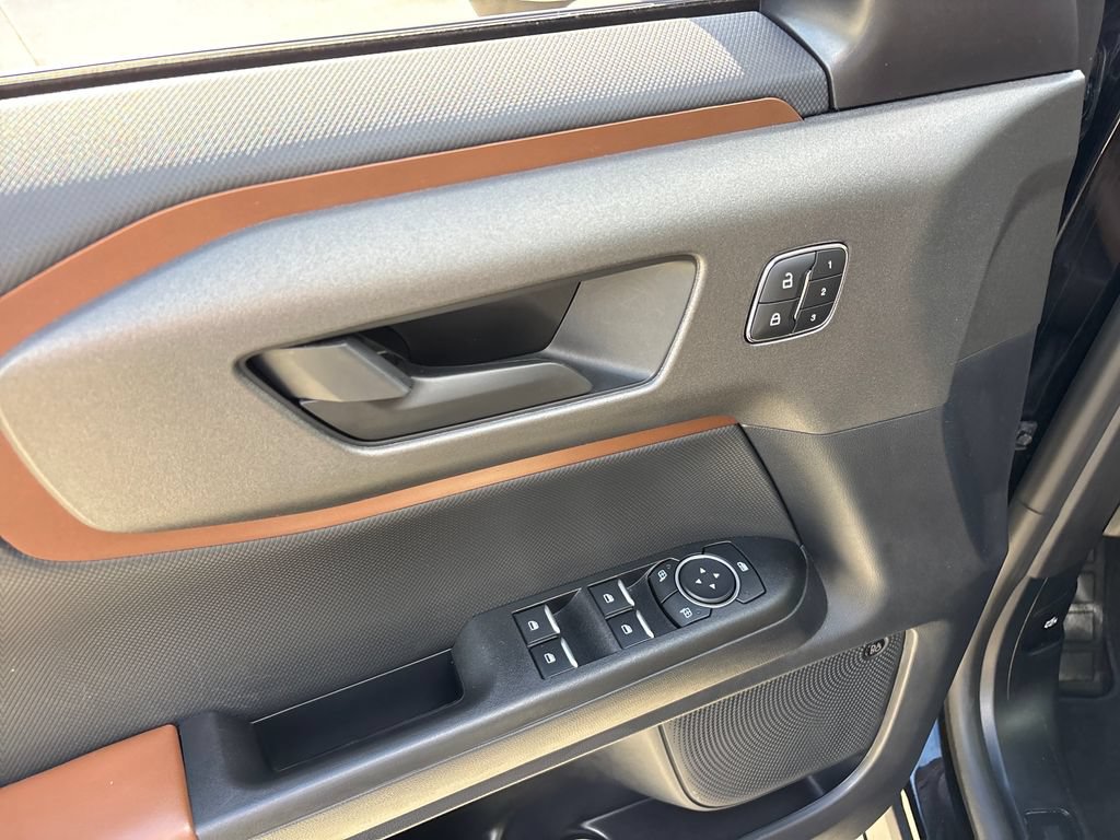 Certified 2025 Ford Bronco Sport Outer Banks w/ Outer Banks Tech Package+ AWD/4WD image 17