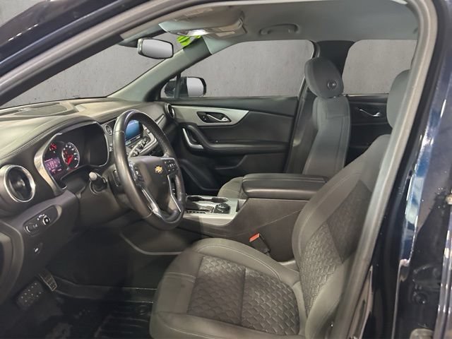 Used 2020 Chevrolet Blazer LT FWD image 12