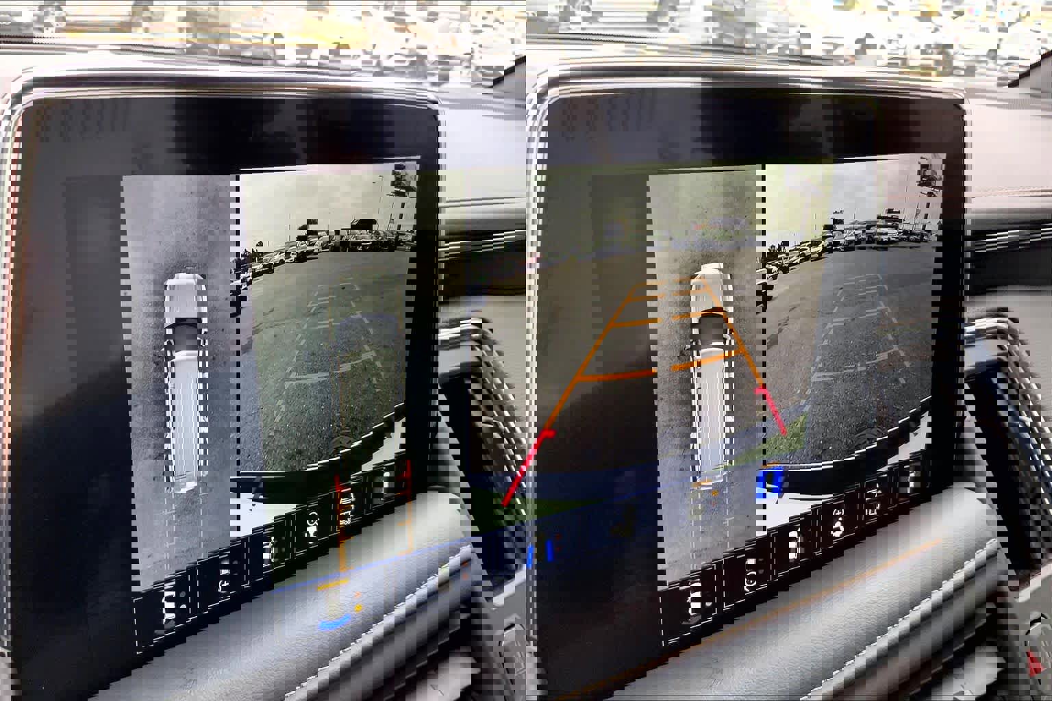 Used 2024 GMC Yukon AT4 w/ Technology Package image 26