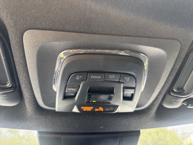 Used 2025 Toyota Corolla Cross AWD Hybrid w/ Convenience Package image 28