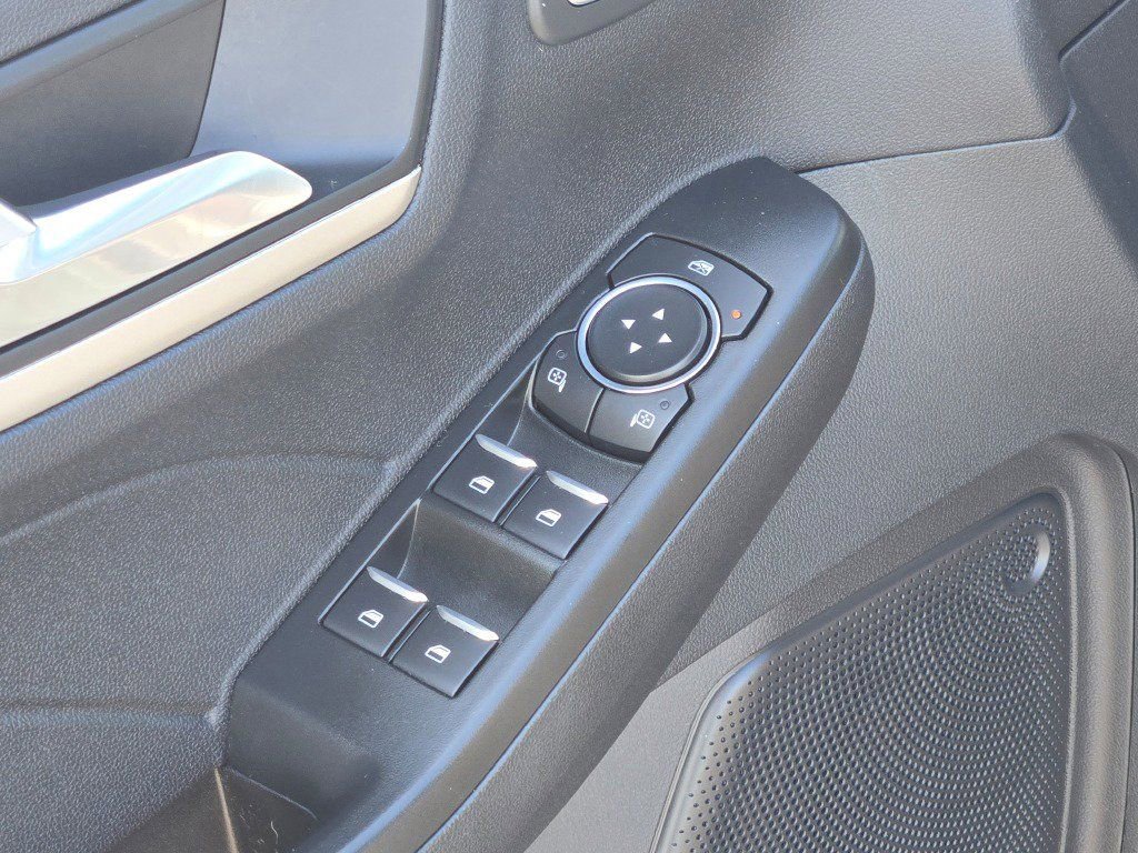 Certified 2022 Ford Escape SEL w/ Technology Package image 23