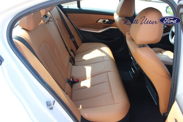 Used 2022 BMW 330i Sedan w/ Premium Package 2 RWD image 13