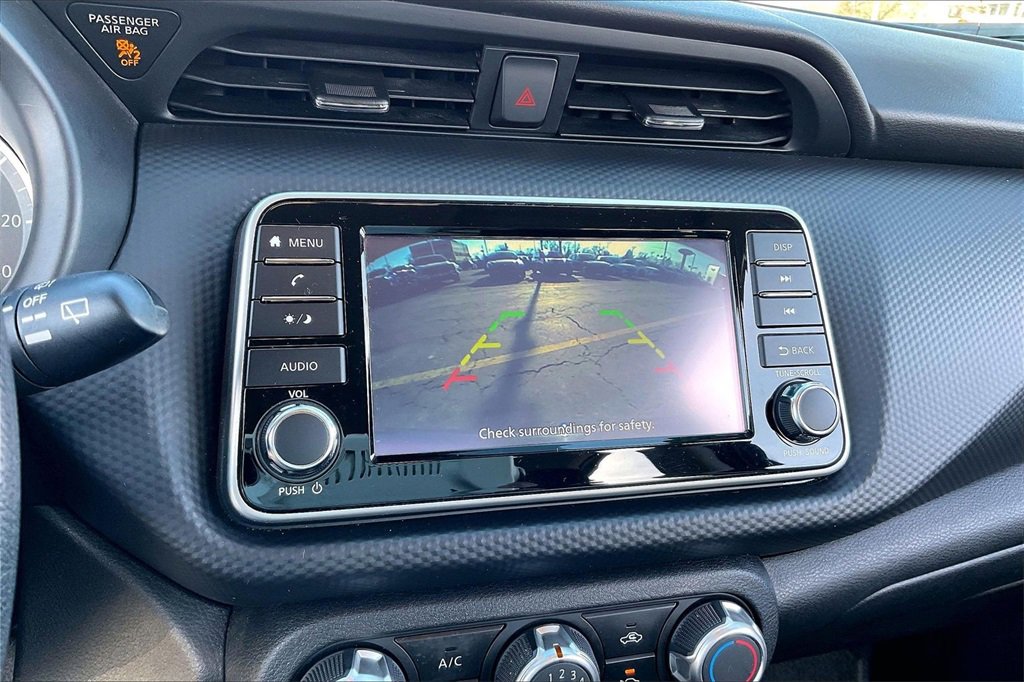 Used 2022 Nissan Kicks S image 19